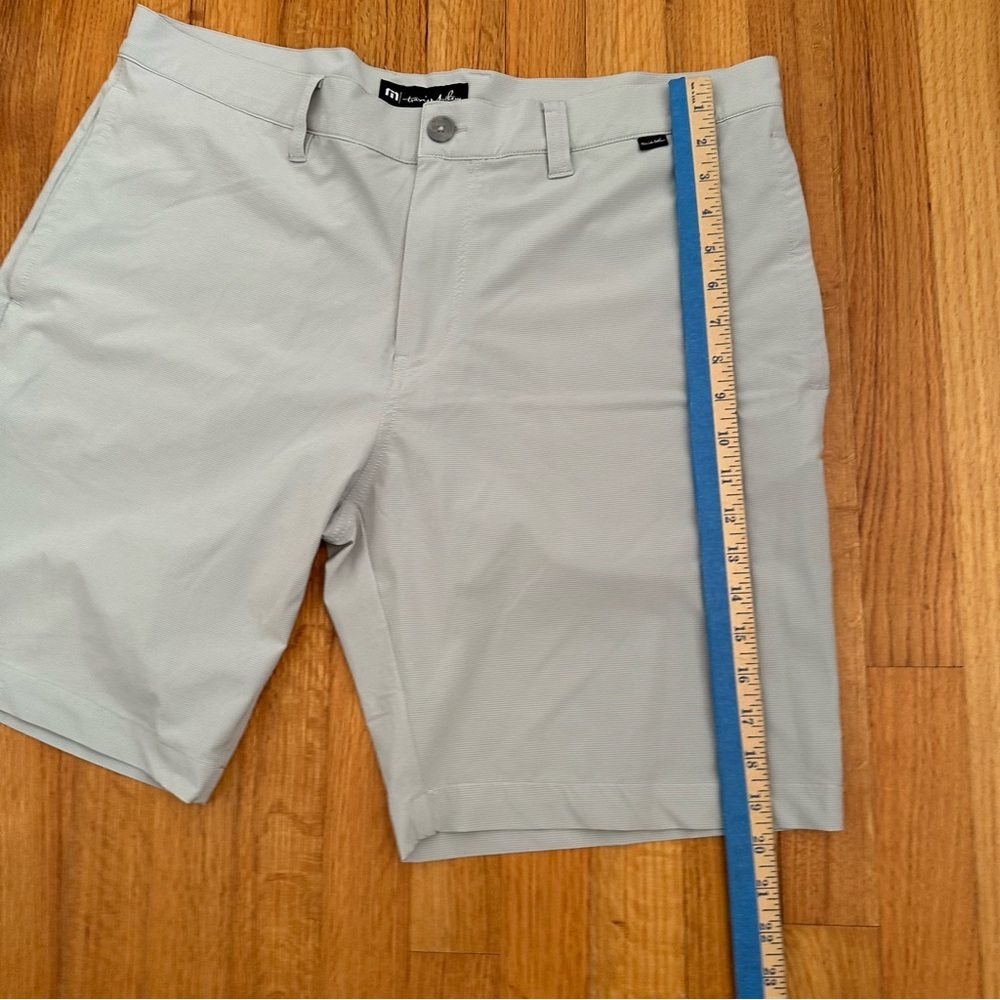 Travis Mathew Light Gray Performance Golf Shorts - Picture 5 of 10